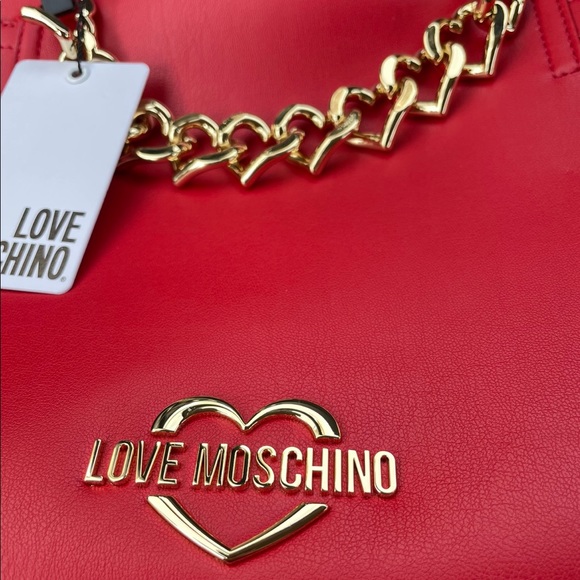 Love Moschino Signature Red Heart Chain Handbag - Picture 3 of 16